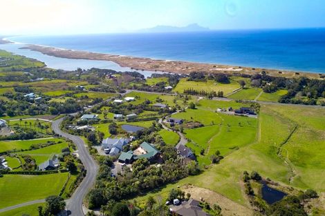 Photo of property in 51 Cullen Road, Waipu, 0582