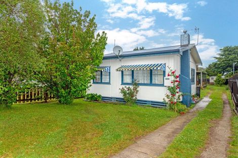 Photo of property in 2 Cochrane Street, Elgin, Gisborne, 4010