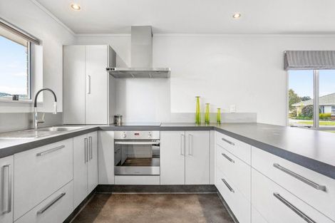 Photo of property in 7/14 Campbell Close, Whangamata, 3620