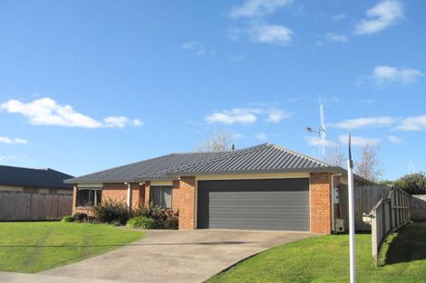 Photo of property in 6 Northmeadow Drive, Rototuna, Hamilton, 3210