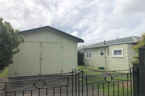 Photo of property in 1 Trafalgar Street, Levin, 5510