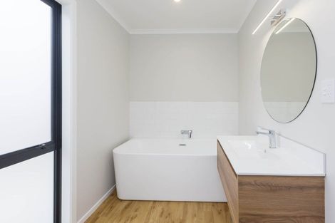 Photo of property in 3 Cynisca Crescent, Wallaceville, Upper Hutt, 5018