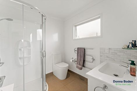 Photo of property in 3 Parsot Place, Pukekohe, 2120