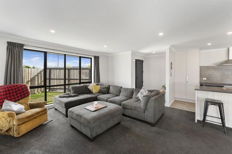 Photo of property in 20 Evelyn Crescent, Marshland, Christchurch, 8083