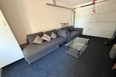 Photo of property in 35 Kairakau Street, Papakura, 2110