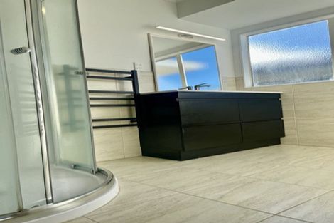 Photo of property in 63 Ngatai Road, Otumoetai, Tauranga, 3110