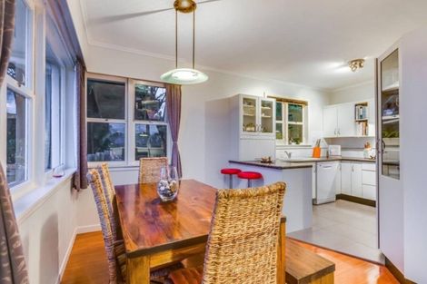 Photo of property in 66 Tiroroa Avenue, Te Atatu South, Auckland, 0610