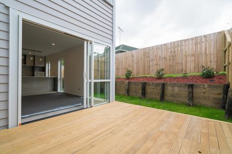 Photo of property in 10 Okareka Place, Pakuranga Heights, Auckland, 2010