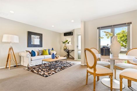 Photo of property in 7 Mt Lebanon Lane, Henderson, Auckland, 0612