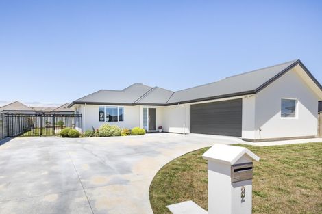 Photo of property in 2 Hydrangea Lane, Milson, Palmerston North, 4414