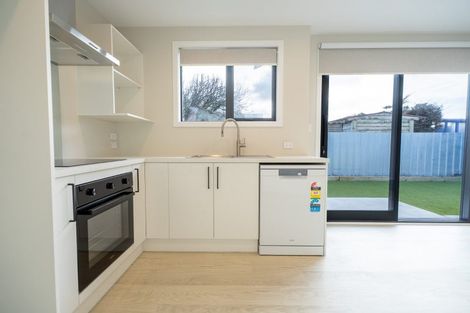 Photo of property in 86b Hinau Street, Castlecliff, Wanganui, 4501