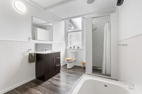 Photo of property in 24 Neidpath Road, Mornington, Dunedin, 9011