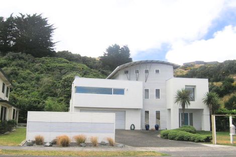 Photo of property in 10 Waterhouse Drive, Brooklyn, Wellington, 6021