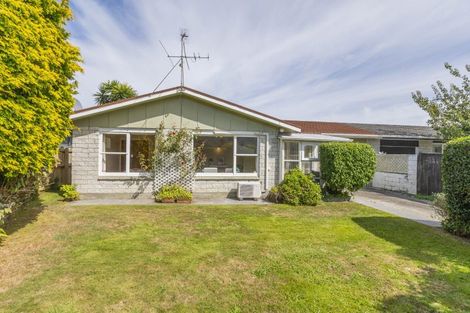 Photo of property in 4 Matipo Street, Waikanae, 5036