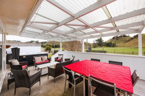 Photo of property in 69 Ongo Road, Hunterville, 4730