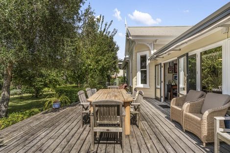 Photo of property in 120 Vauxhall Road, Narrow Neck, Auckland, 0624