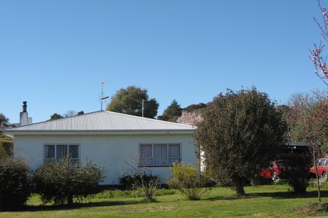 Photo of property in 19 Plassey Street, Havelock North, 4130