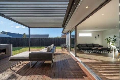 Photo of property in 8 Rostrevor Place, Mairehau, Christchurch, 8052