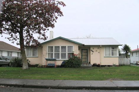 Photo of property in 900 Kiwi Street, Camberley, Hastings, 4120