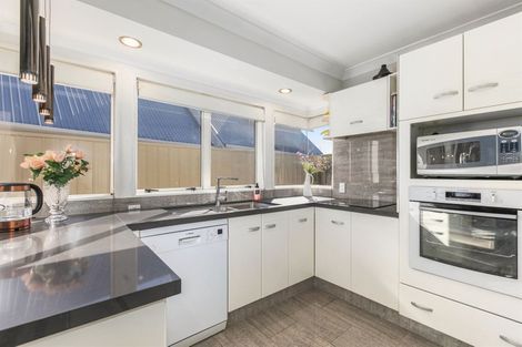 Photo of property in 14a Darraghs Road, Brookfield, Tauranga, 3110