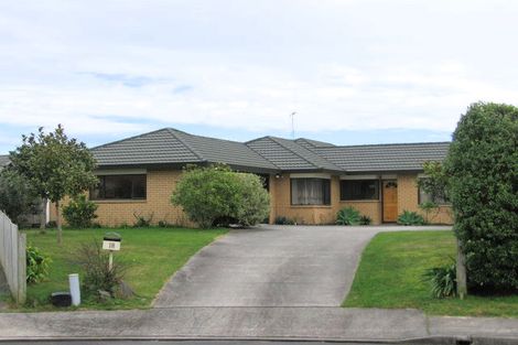 Photo of property in 18 Mangakoea Place, St Andrews, Hamilton, 3200