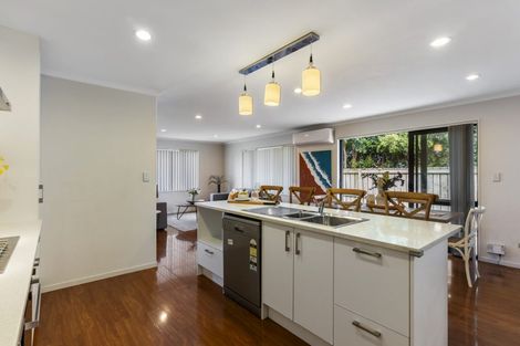 Photo of property in 12 Peerless Avenue, Takanini, 2112