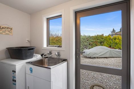 Photo of property in 5 Marina Drive, Frankton, Queenstown, 9300