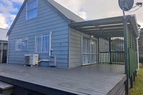 Photo of property in 2/36 Rimu Street, New Lynn, Auckland, 0600