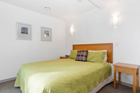 Photo of property in Anchorage Apartments, 309/36 Victoria Road, Mount Maunganui, 3116