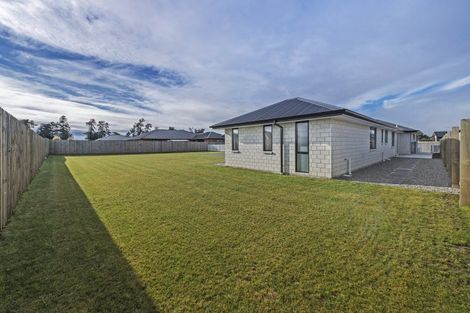 Photo of property in 10 Merino Crescent, Kirwee, 7571