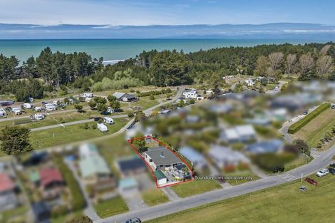 Photo of property in 26 Rotten Row, Waikuku Beach, 7473