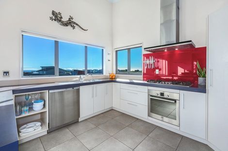 Photo of property in 11 Pharazyn Avenue, Waikanae Beach, Waikanae, 5036