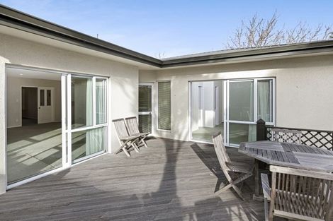 Photo of property in 147 Waimairi Road, Ilam, Christchurch, 8041