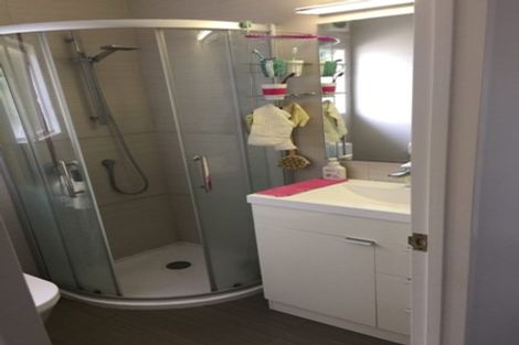 Photo of property in 321 Albany Highway, Rosedale, Auckland, 0632