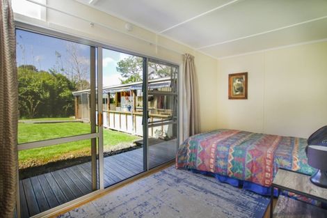Photo of property in 100 Motukaraka Point Road, Kohukohu, 0491