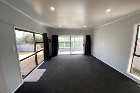 Photo of property in 25 Lawrie Avenue, Pukekohe, 2120