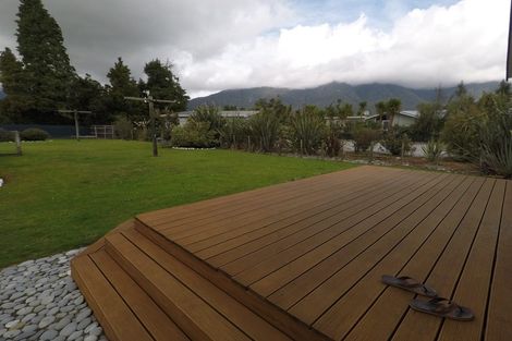 Photo of property in 7 Roberts Street, Whataroa, 7886