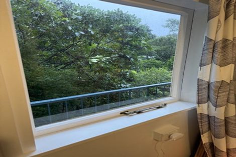 Photo of property in 4/8 Kaitawa Road, York Bay, Lower Hutt, 5013