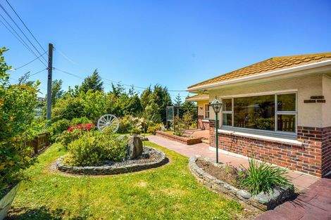 Photo of property in 12 Kowhai Street, Ravensbourne, Dunedin, 9022