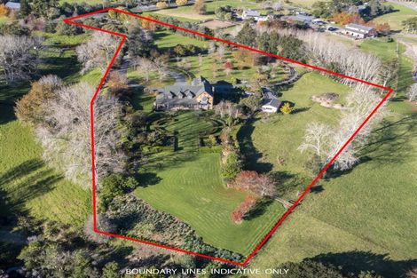 Photo of property in 346 Clifton Road, Whitford, Howick, 2571