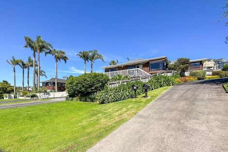 Photo of property in 1/1 Nigel Road, Browns Bay, Auckland, 0630