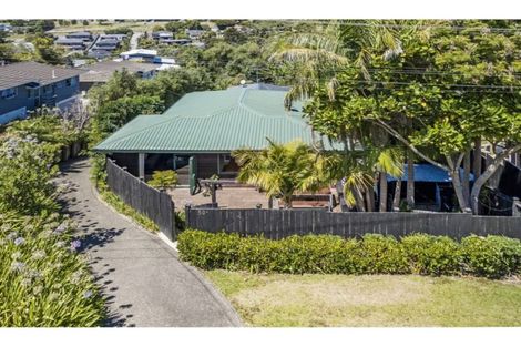 Photo of property in 1/50 Nigel Road, Browns Bay, Auckland, 0630