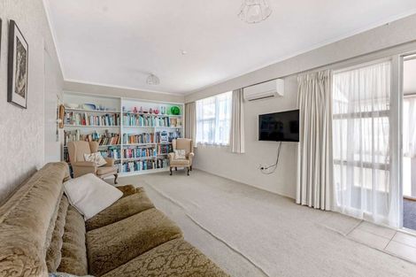 Photo of property in 10 Vogel Street, Fitzroy, New Plymouth, 4312