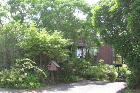 Photo of property in 49a Wyoming Avenue, Murrays Bay, Auckland, 0630