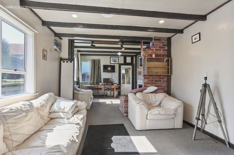 Photo of property in 2/6 Drake Street, New Brighton, Christchurch, 8061