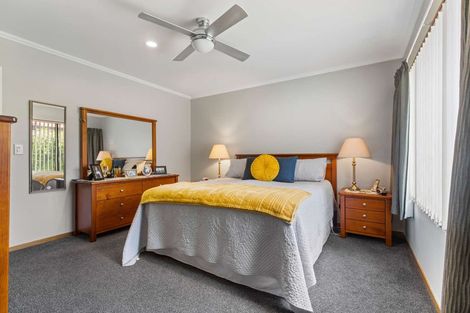 Photo of property in 8 Hoyte Place, Pukehangi, Rotorua, 3015