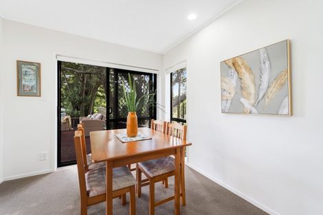 Photo of property in 91a Uxbridge Road, Cockle Bay, Auckland, 2014