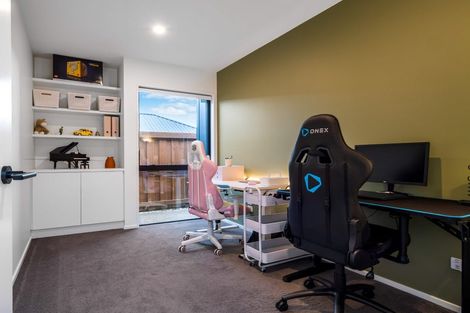 Photo of property in 6 Boag Place, Halswell, Christchurch, 8025