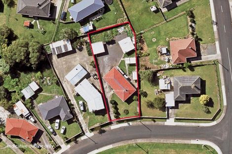 Photo of property in 3 Crown Crescent, Otara, Auckland, 2023