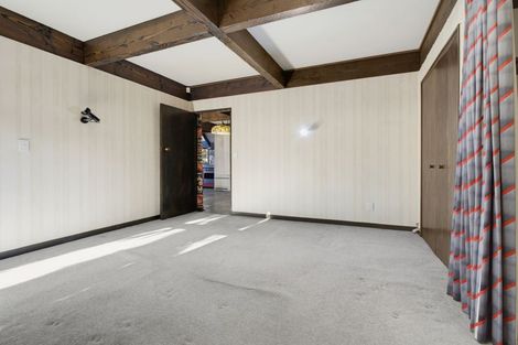 Photo of property in 17 Aquarius Drive, Kawaha Point, Rotorua, 3010